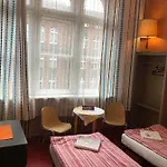 U Szermierzy Hostel *