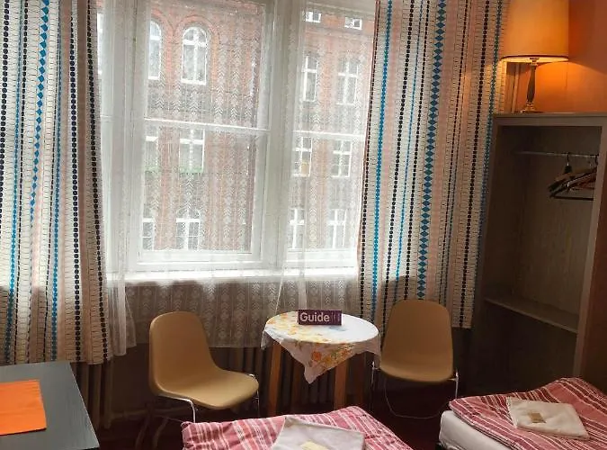 U Szermierzy ホステル *